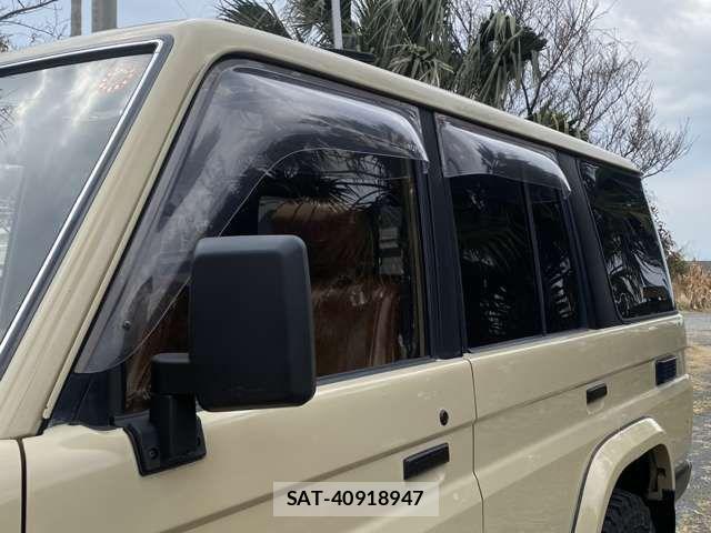 Toyota LAND CRUISER PRADO 1991-11 3377219-14