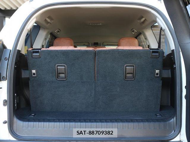 Toyota LAND CRUISER PRADO 2014-01 3377188-16