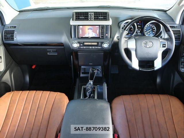 Toyota LAND CRUISER PRADO 2014-01 3377188-1