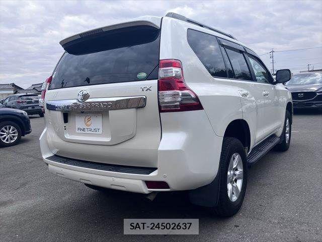 Toyota LAND CRUISER PRADO 2015-11 3673722-16