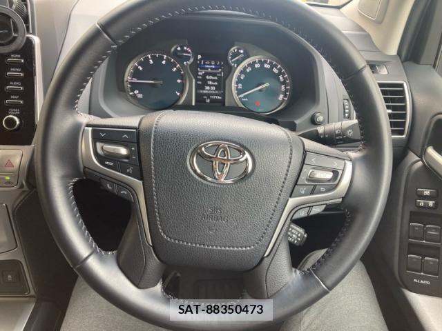Toyota LAND CRUISER PRADO 2023-04 3673559-16
