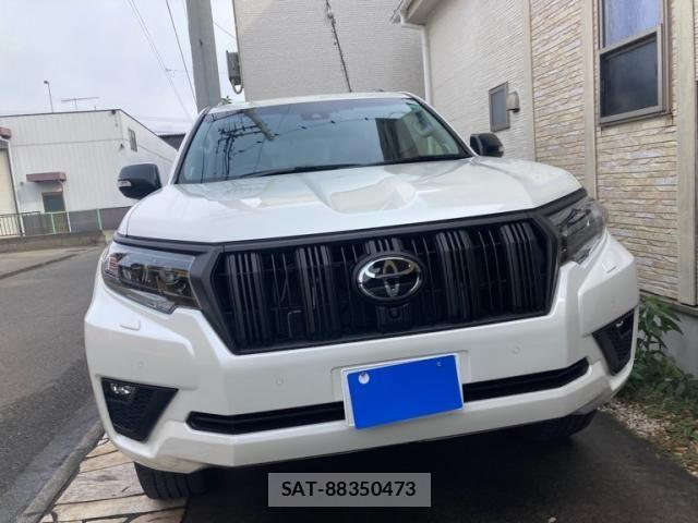 Toyota LAND CRUISER PRADO 2023-04 3673559-1