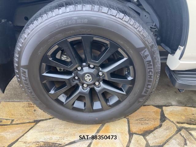 Toyota LAND CRUISER PRADO 2023-04 3673559-8