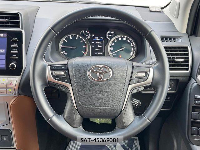 Toyota LAND CRUISER PRADO 2022-06 3673536-11