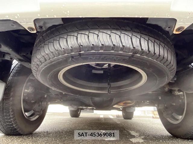 Toyota LAND CRUISER PRADO 2022-06 3673536-18