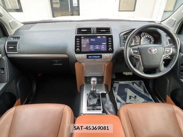 Toyota LAND CRUISER PRADO 2022-06 3673536-1