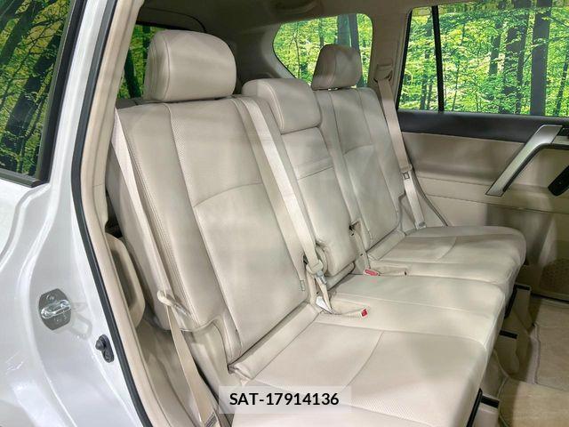 Toyota LAND CRUISER PRADO 2023-06 3714628-8