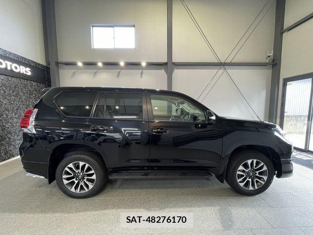 Toyota LAND CRUISER PRADO 2022-12 3714624-4