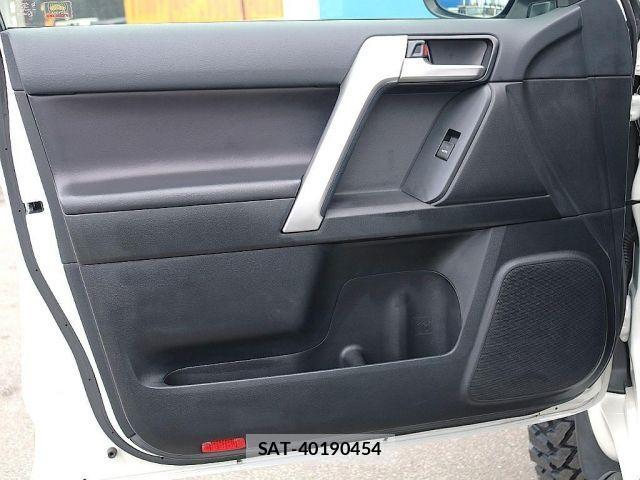 Toyota LAND CRUISER PRADO 2021-01 3770861-16