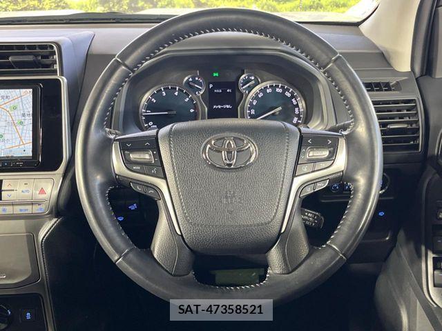 Toyota LAND CRUISER PRADO 2022-11 3906912-11