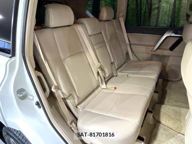 Toyota LAND CRUISER PRADO 2023-03 4110068-8