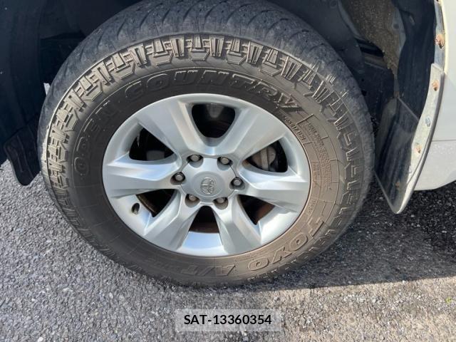 Toyota LAND CRUISER PRADO 2010-02 4175967-9