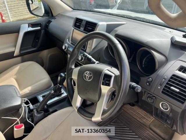 Toyota LAND CRUISER PRADO 2010-02 4175967-10