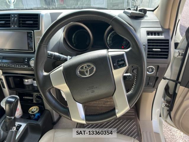 Toyota LAND CRUISER PRADO 2010-02 4175967-11