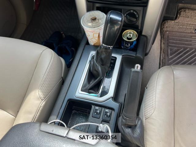 Toyota LAND CRUISER PRADO 2010-02 4175967-13