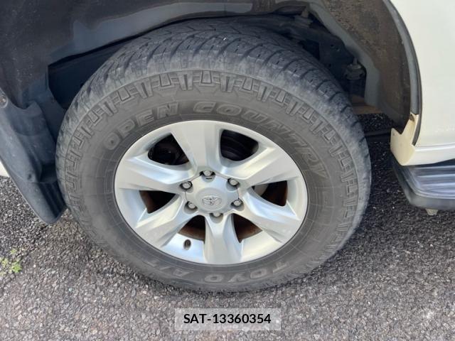 Toyota LAND CRUISER PRADO 2010-02 4175967-7