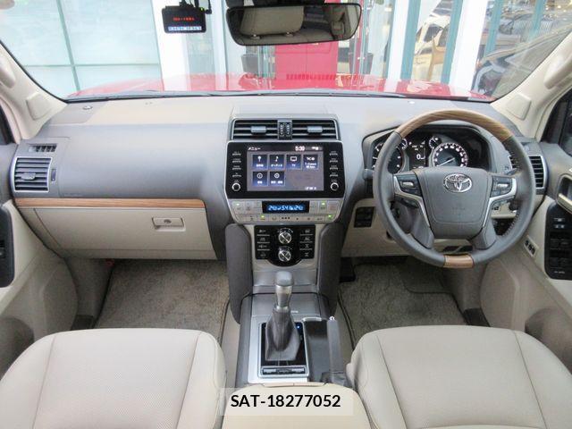 Toyota LAND CRUISER PRADO 2023-10 4371384-1