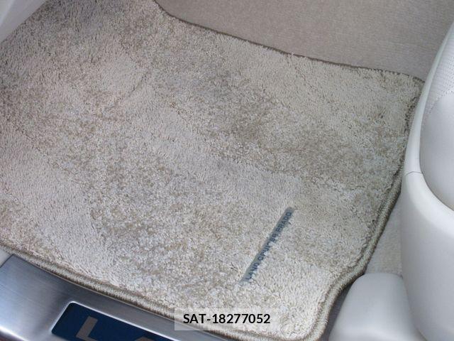 Toyota LAND CRUISER PRADO 2023-10 4371384-19