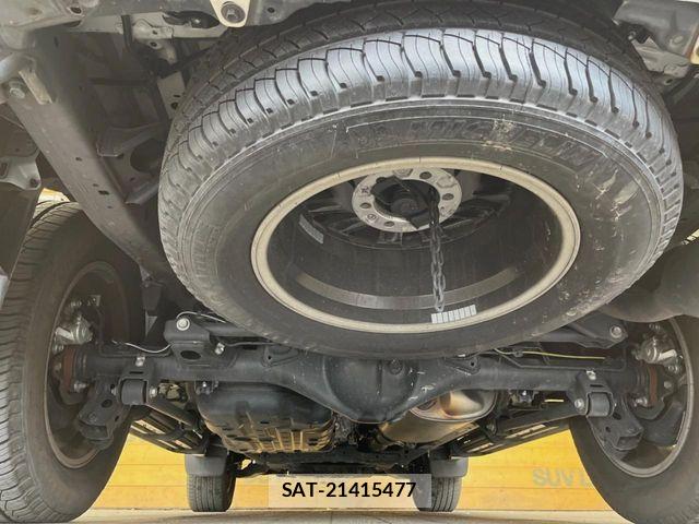 Toyota LAND CRUISER PRADO 2023-05 4639431-19
