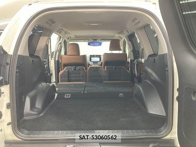 Toyota LAND CRUISER PRADO 2021-11 4754774-12