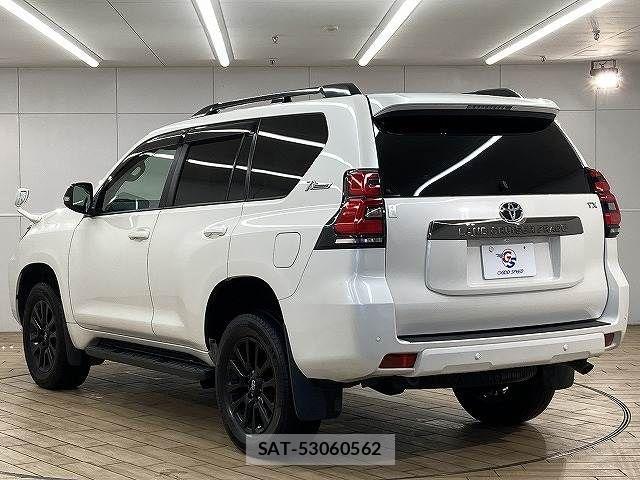 Toyota LAND CRUISER PRADO 2021-11 4754774-15