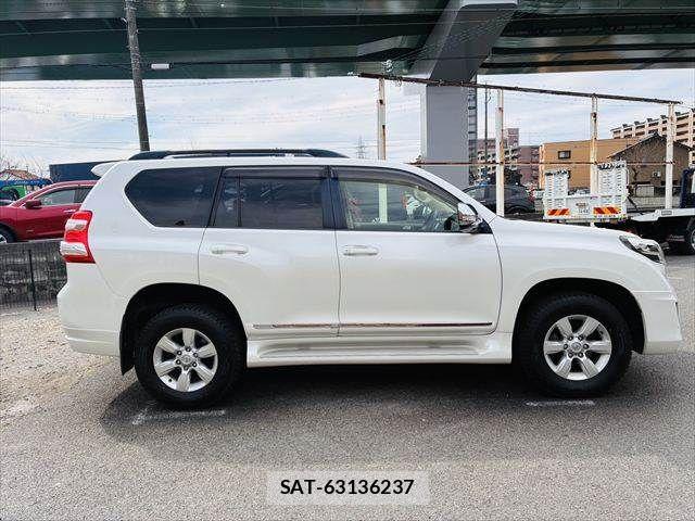 Toyota LAND CRUISER PRADO 2015-07 4962686-19
