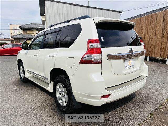 Toyota LAND CRUISER PRADO 2015-07 4962686-22