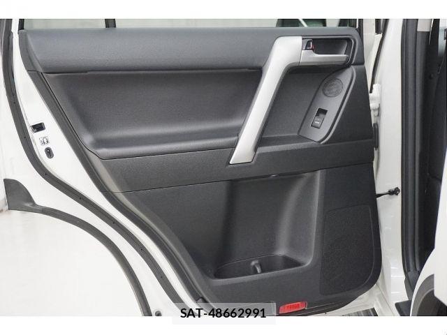 Toyota LAND CRUISER PRADO 2023-01 5870354-14