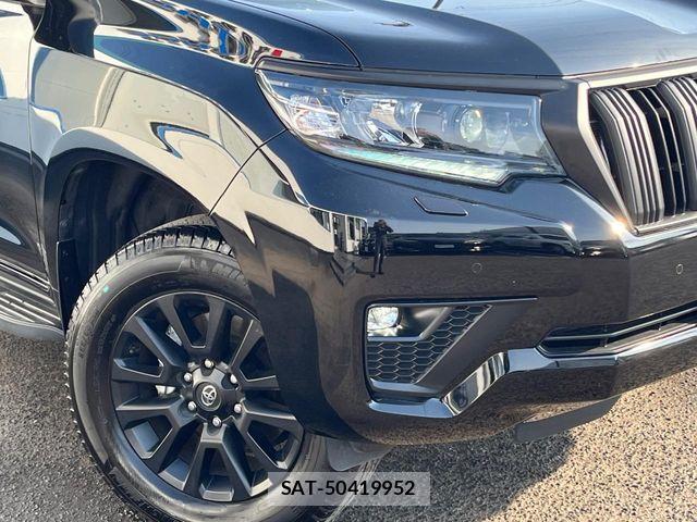 Toyota LAND CRUISER PRADO 2023-04 5870406-11