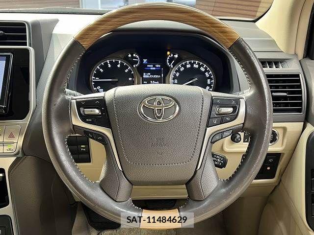 Toyota LAND CRUISER PRADO 2018-01 5870496-13