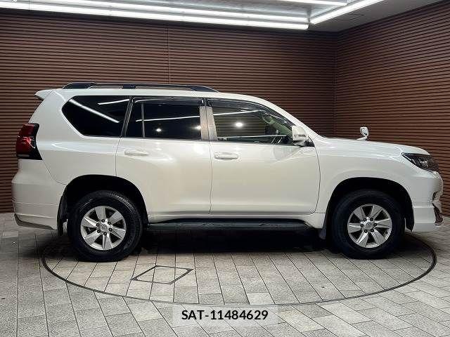 Toyota LAND CRUISER PRADO 2018-01 5870496-17