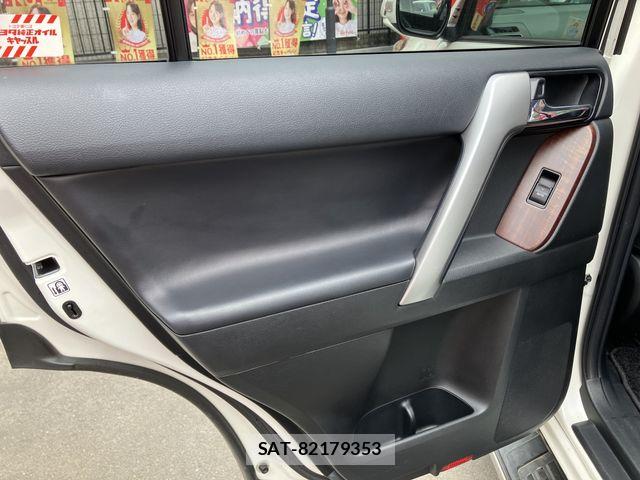 Toyota LAND CRUISER PRADO 2016-09 5870500-20