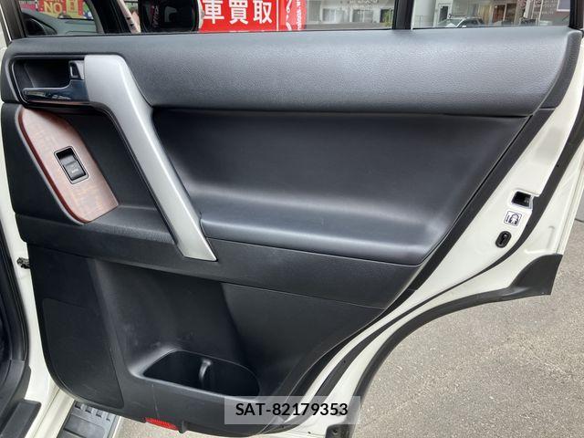 Toyota LAND CRUISER PRADO 2016-09 5870500-21