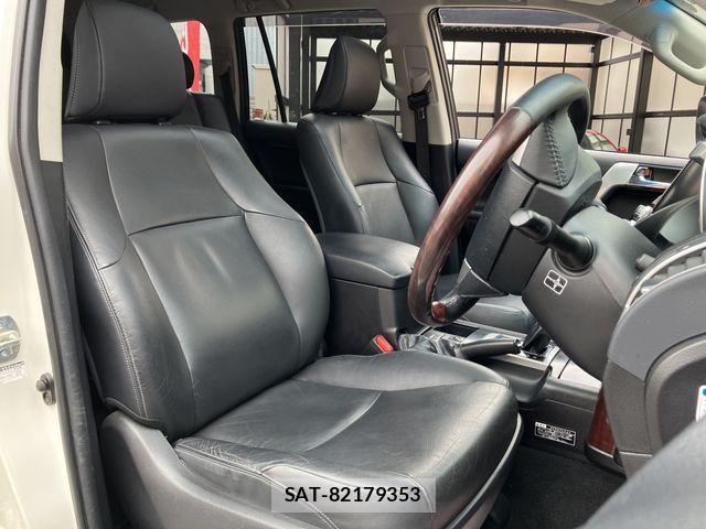 Toyota LAND CRUISER PRADO 2016-09 5870500-28