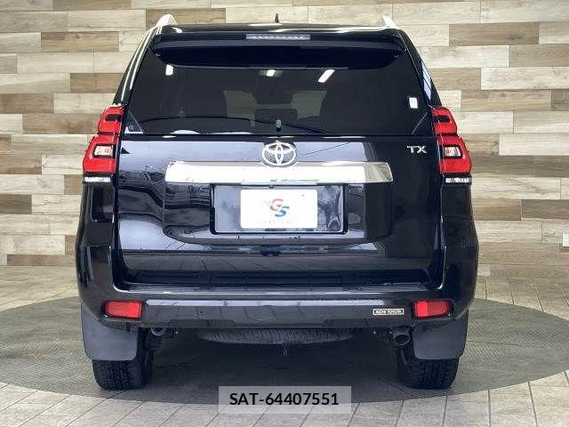 Toyota LAND CRUISER PRADO 2017-11 5870479-14