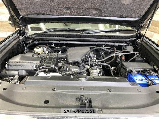 Toyota LAND CRUISER PRADO 2017-11 5870479-17