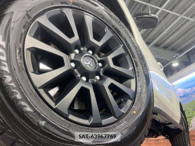 Toyota LAND CRUISER PRADO 2023-05 5870384-13