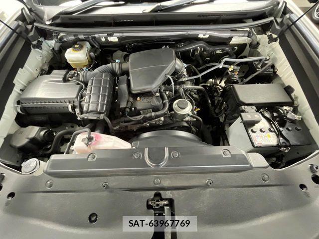 Toyota LAND CRUISER PRADO 2023-05 5870384-18