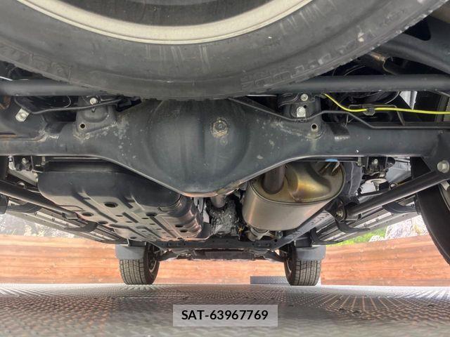 Toyota LAND CRUISER PRADO 2023-05 5870384-19