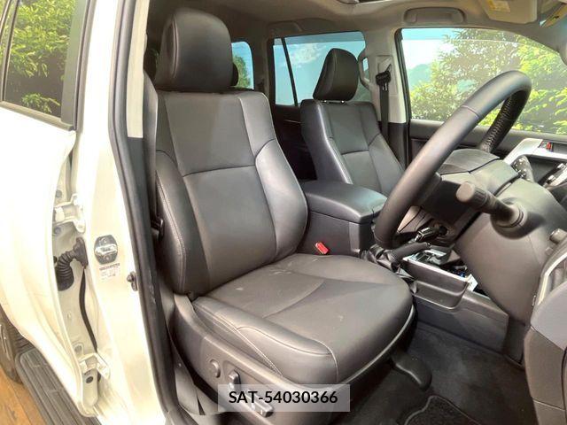 Toyota LAND CRUISER PRADO 2023-10 5870404-7