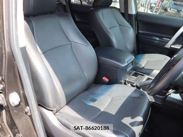Toyota LAND CRUISER PRADO 2020-01 5870389-2