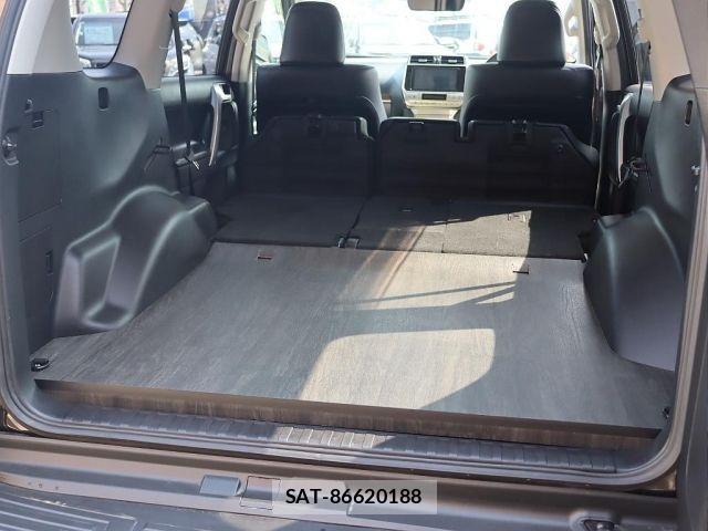 Toyota LAND CRUISER PRADO 2020-01 5870389-5