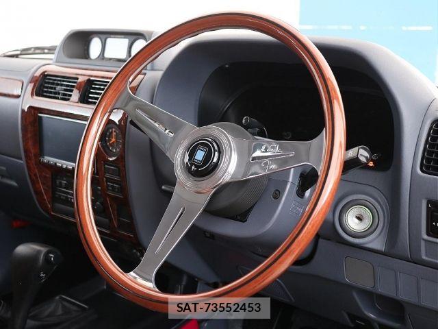 Toyota LAND CRUISER PRADO 2000-01 5870514-18