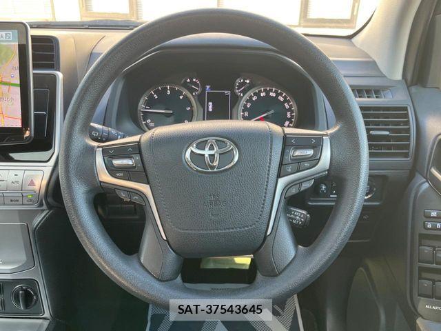 Toyota LAND CRUISER PRADO 2018-03 6002551-11