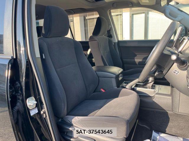 Toyota LAND CRUISER PRADO 2018-03 6002551-7