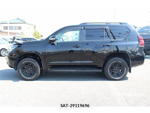 Toyota LAND CRUISER PRADO 2018-02 6002592-12