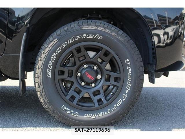 Toyota LAND CRUISER PRADO 2018-02 6002592-23