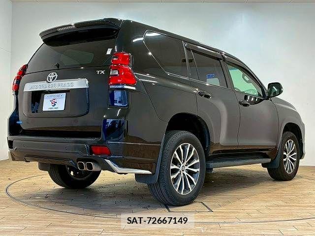 Toyota LAND CRUISER PRADO 2018-02 6135286-15