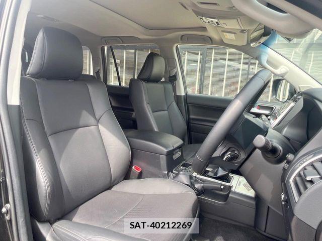 Toyota LAND CRUISER PRADO 2023-09 6216141-7