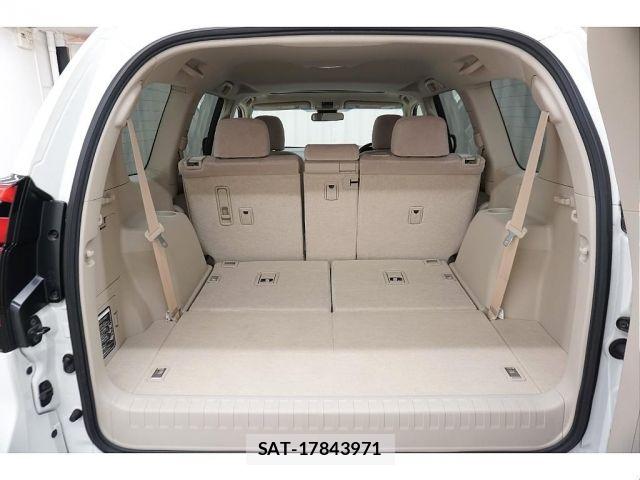 Toyota LAND CRUISER PRADO 2017-01 6216158-9